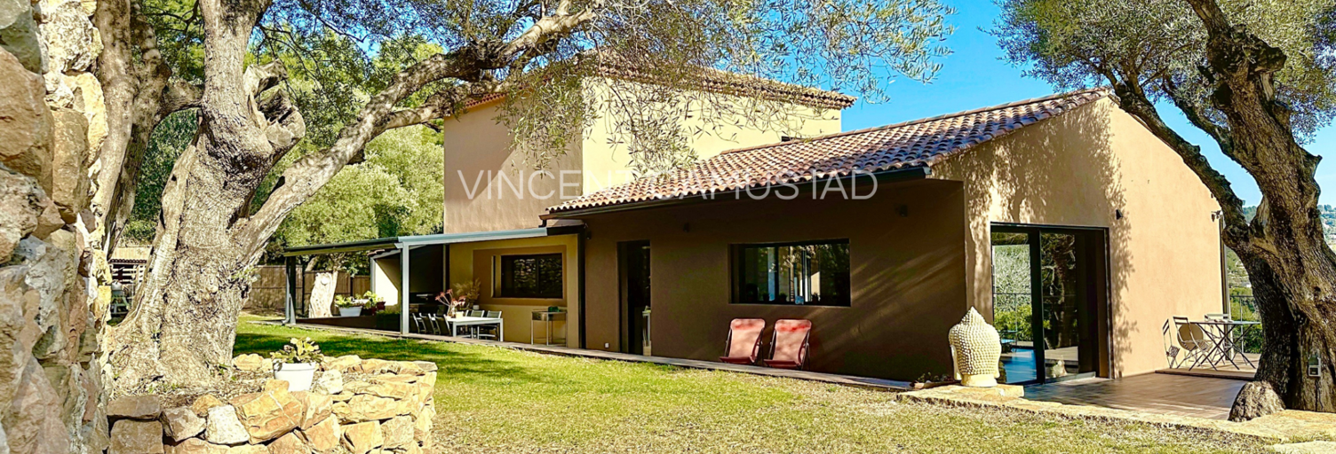 Maison 7 Pièces 221 m² à vendre à Sanary-sur-Mer (83110)