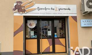 Commerce  200 m² à vendre à Rochefort-Montagne (63210)