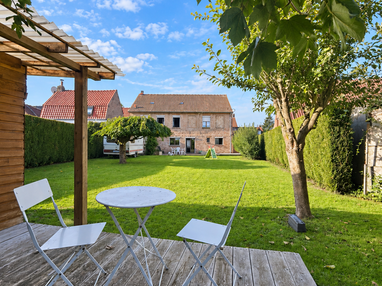 Vente Maison/villa 7 pièces — photo 1