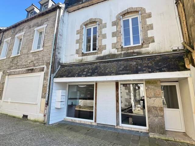 NAOS Immobilier  Immeuble de rapport rénové  Centre-ville — photo du bien
