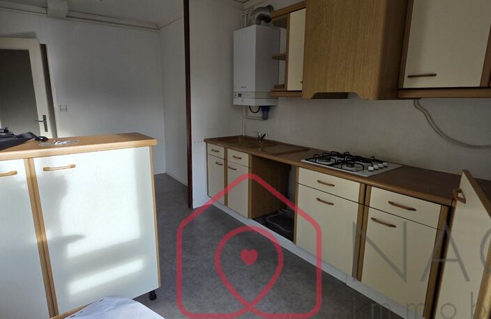 GIBAUDERIE. Grand T4 de 103m²   Parking couvert  — photo 3