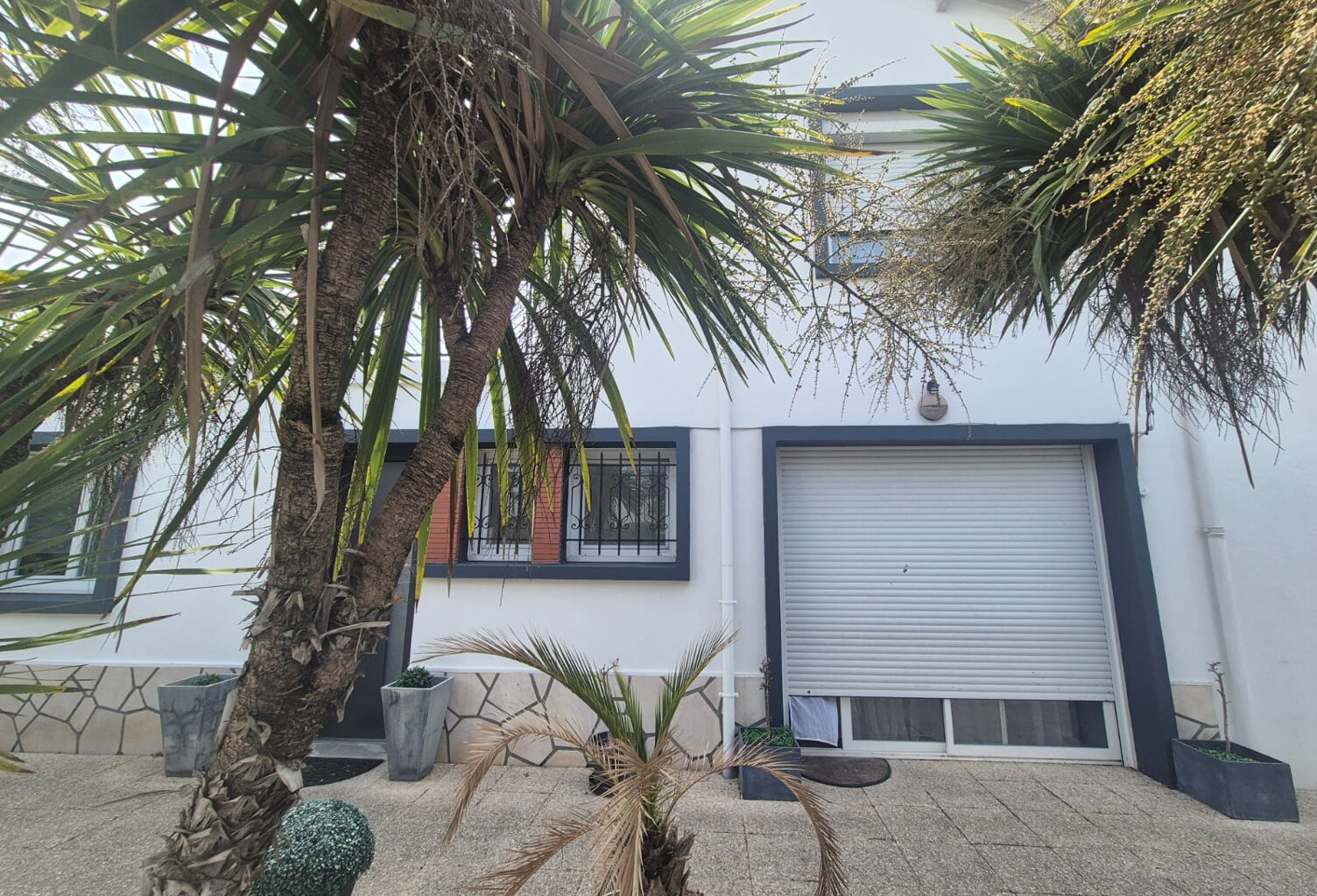 ROYAN — photo 1