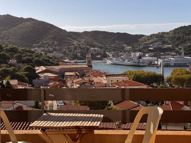 PORT-VENDRES T2 AVEC TERRASSE ET VUE IMPRENABLE SUR LE PORT — photo 1