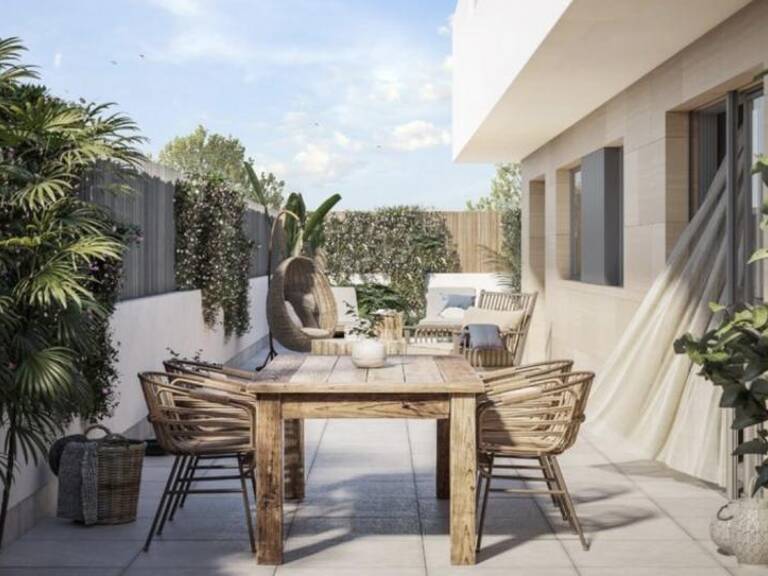 --DERNIER ETAGE - T3 DE 65M² + EXTERIEUR 13M² AUX CAMOINS  — photo 1