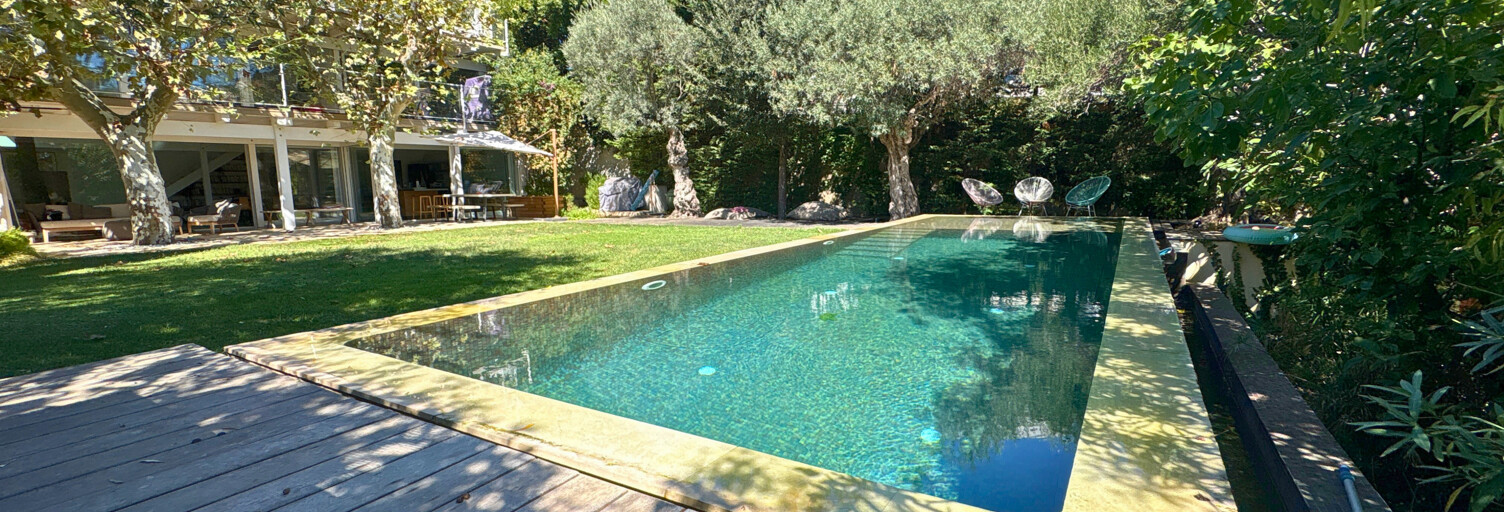 Maison 8 Pièces 290 m² à vendre à Marseille 7 (13007)