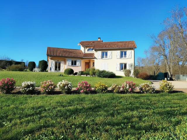 Maison proposé à Salagnon