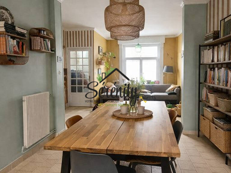 Maison, 4 chambres, cave et jardin. — photo 1