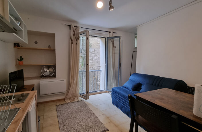 VENTE IMMEUBLE SOMMIERES - 3 LOGEMENTS ET UNE CAVE — photo 3