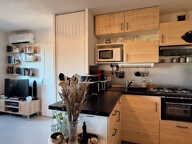 SORGUES - Appartement 2 pièces avec terrasse et place de parking — photo 2