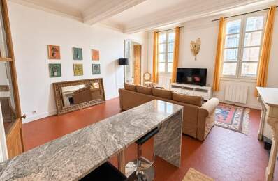 Appartement 3 pièces rénové - Aix-en-Provence, rue Manuel, à deux pas du Palais de Justice — photo du bien