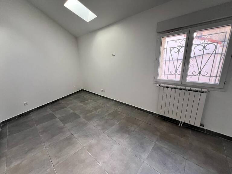 MAISON DE VILLE – 3 CHAMBRES – COUR PRIVATIVE – GARAGE — photo 1
