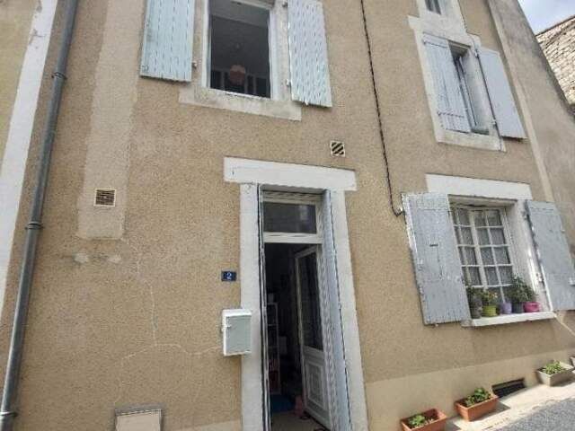 Maison à vendre 4 pièces MONTIGNAC CHARENTE (16) — photo du bien