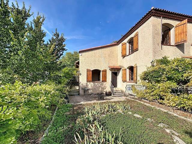 ANCIENNE MAISON À RÉNOVER – 105 m² – 4 CHAMBRES – TERRAIN 369 m² – GARAGE – CAVE- MARSEILLE 13e — photo du bien