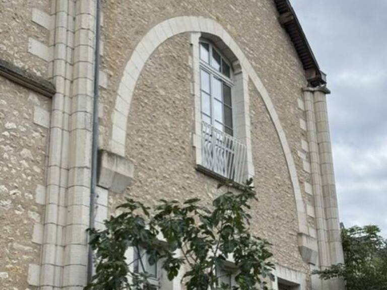 POITIERS- APPARTEMENT DE STANDING DE 128 M²- RESIDENCE DE CARACTERE AVEC ASCENSEUR — photo 1