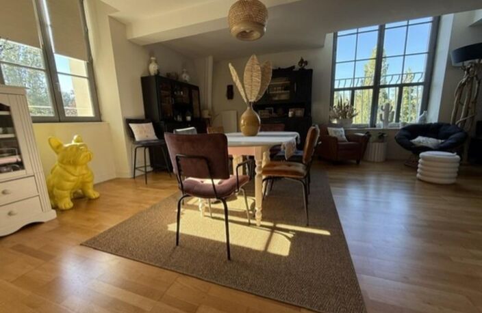POITIERS- APPARTEMENT DE STANDING DE 128 M²- RESIDENCE DE CARACTERE AVEC ASCENSEUR — photo 4