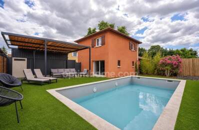 Pierre-Bénite – Maison familiale de 130 m², 6 pièces, piscine, jacuzzi et espaces extérieurs — photo du bien