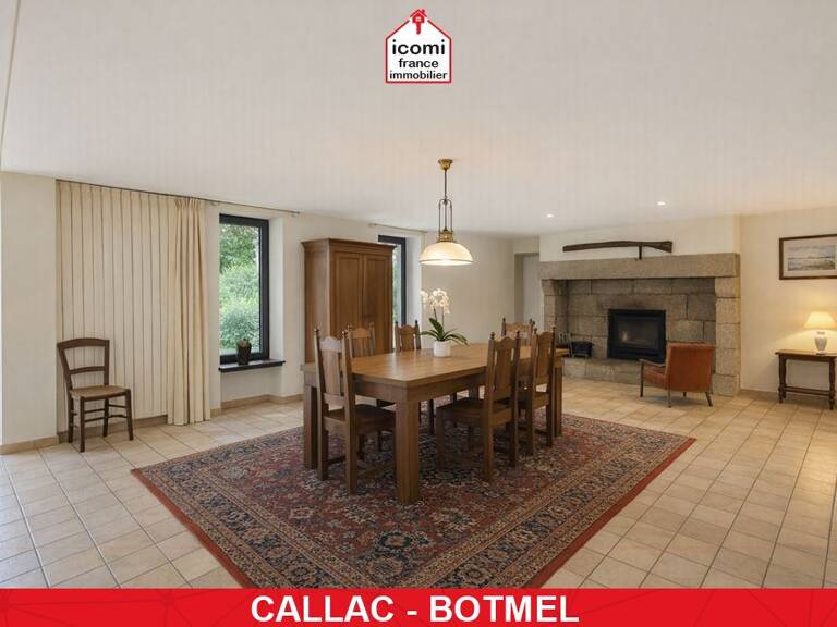 COTES-D'ARMOR - Callac (22160) - A VENDRE - PROPRIETE DE CHARME DE +250M² AVEC 6 CHAMBRES + 1 BUREAU SUR 1550 M² DE TERRAIN - DPE : D - RARE - CALME - COUP DE COEUR — photo 1