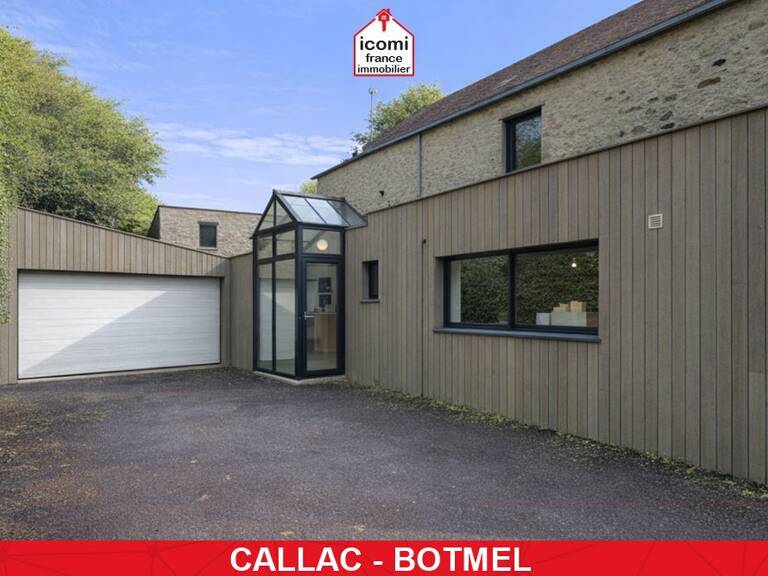 COTES-D'ARMOR - Callac (22160) - A VENDRE - PROPRIETE DE CHARME DE +250M² AVEC 6 CHAMBRES + 1 BUREAU SUR 1550 M² DE TERRAIN - DPE : D - RARE - CALME - COUP DE COEUR — photo 1