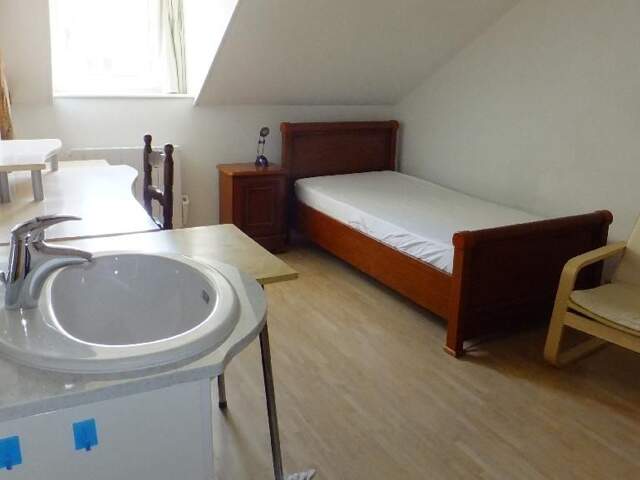Chambre de 12m2 à louer sur Angers — photo du bien