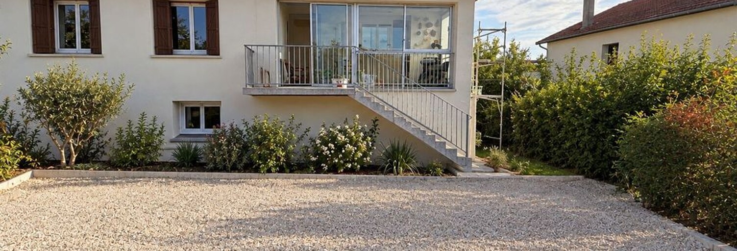 Maison 4 Pièces 100 m² à louer à Chassieu (69680)