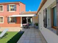 VILLA 9 pièces de 186m² + garage , piscine ..à SAINT MAXIMIN LA SAINTE BAUME (VAR- 83) / 834m² de terrain clos — photo 2