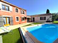 VILLA 9 pièces de 186m² + garage , piscine ..à SAINT MAXIMIN LA SAINTE BAUME (VAR- 83) / 834m² de terrain clos — photo 3