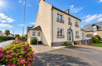 Lesneven – Maison familiale d’environ 185 m² – 6 chambres – Terrain de 739 m² — photo du bien
