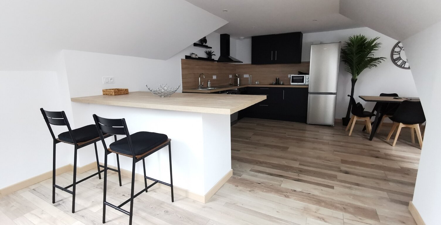 Appartement à louer 4 pièces meublé MELGVEN (29) — photo 1