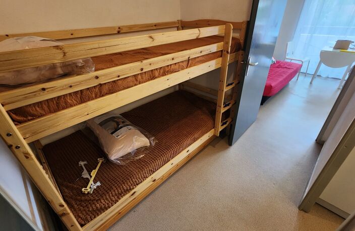 CAMBO-LES-BAINS – STUDIO MEUBLÉ + PARKING (64) — photo 4