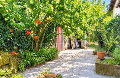 BOURG DU VIEUX LORMONT - QUARTIER MAIRIE - GRANDE MAISON DE 160M2 + JARDIN — photo du bien