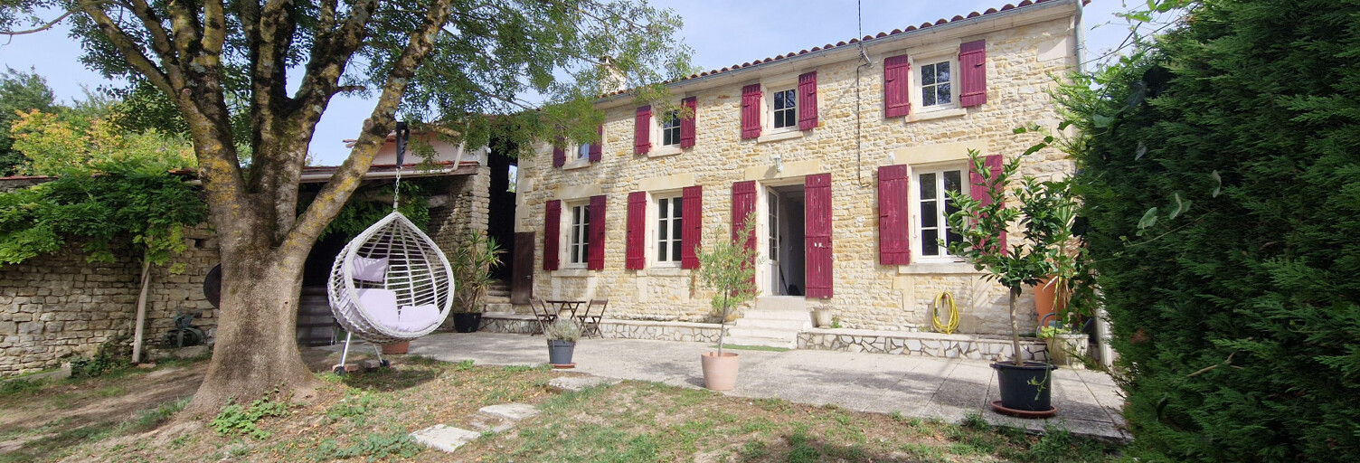 Maison 6 Pièces 160 m² à vendre à Surgères (17700)