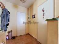 Immeuble à vendre LA CHARTRE-SUR-LE-LOIR (72)MMEUBLE DE RAPPORT – COMMERCE + 2 APPARTEMENTS — photo 3