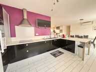 MAISON DE PLAIN-PIED – 110 m² – 4 CHAMBRES – TERRAIN DE PLUS DE 4 000 m² – PISCINE - LA CHAPELLE DE BRAGNY (71) — photo 4