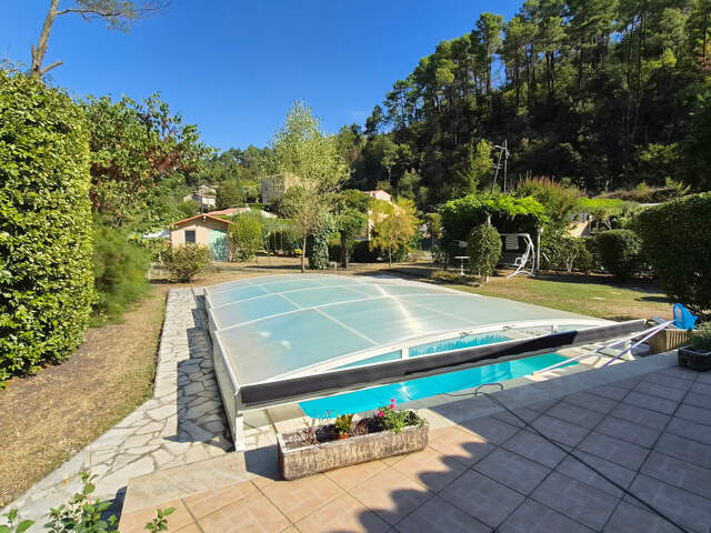 Maison de plain pied à vendre 5 pièces avec piscine LE MARTINET (30) — photo du bien