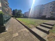 GRENOBLE – SECTEUR AMPÈRE / DOCTEUR GREFFIER GARAGE 20m² Sécurisée — photo 4