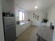 Pavillon, sous-sol, 4 chambres — photo 3