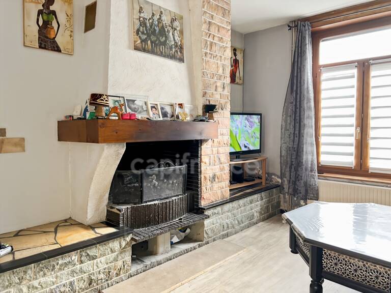 À VENDRE  BOULOGNE-SUR-MER - MAISON MITOYENNE 6 PIÈCES -  4 CHAMBRES - SOUS-SOL - CAVE — photo 1