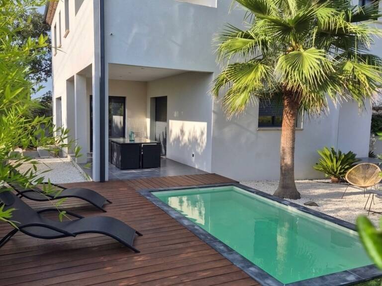 SAINT MAXIMIN (30) - Maison contemporaine 188 m2 avec de beaux volumes - 5 chambres - Piscine — photo 1