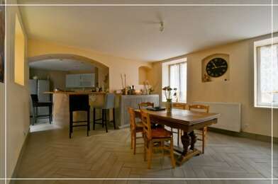 Maison 6 pièces 160000 €