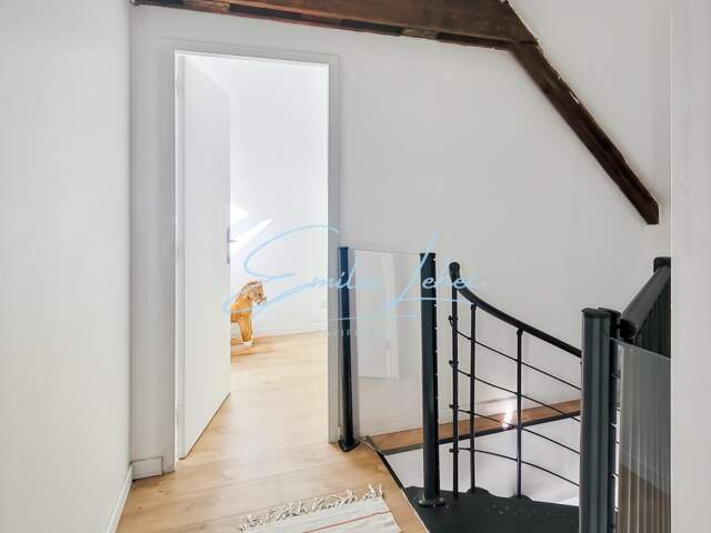 NEVEZ - Superbe duplex T3 rénové, esprit loft, à 7 minutes des plages, au calme, centre bourg! — photo du bien