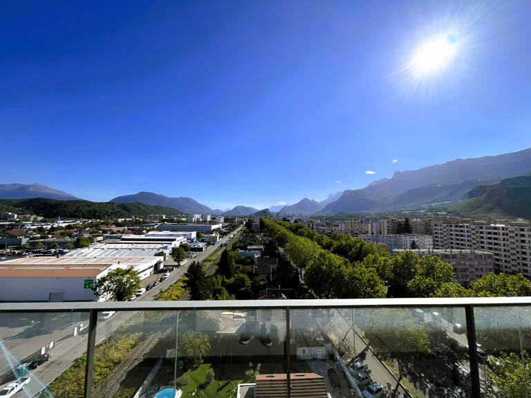Appartement T3 terrasse et garage — photo 1