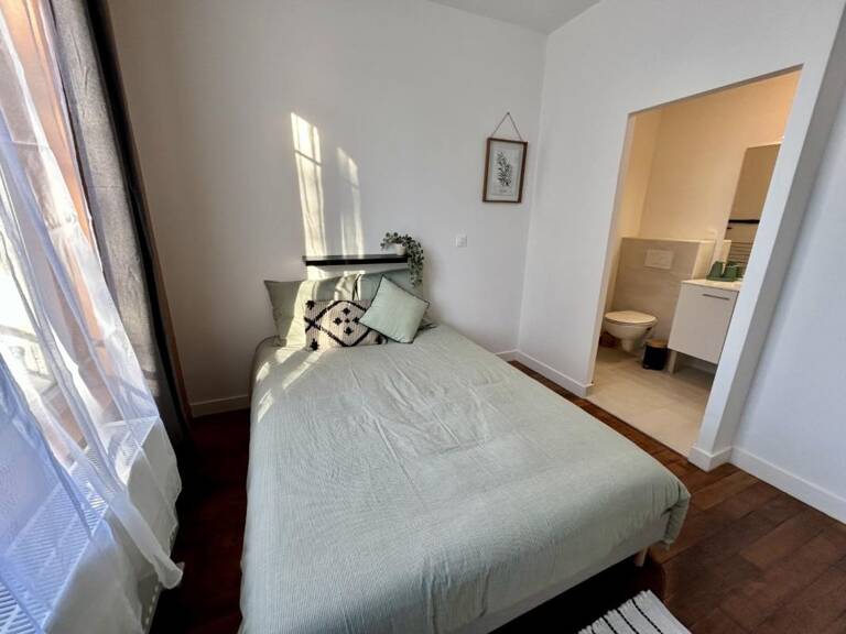 Belle chambre en coliving avec salle de bain privée — photo 1