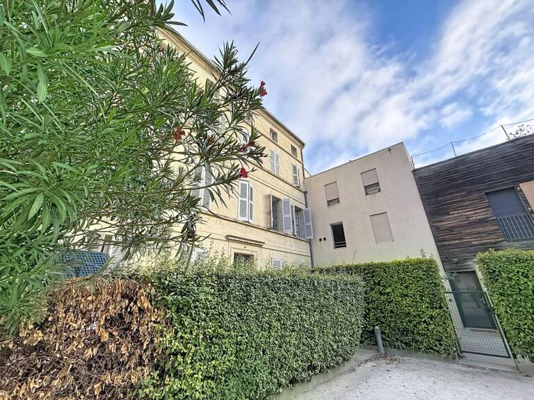 Appartement 3 chambres — Avignon intra-muros, quartier des Beaux-Arts / rue des Lices — photo 1
