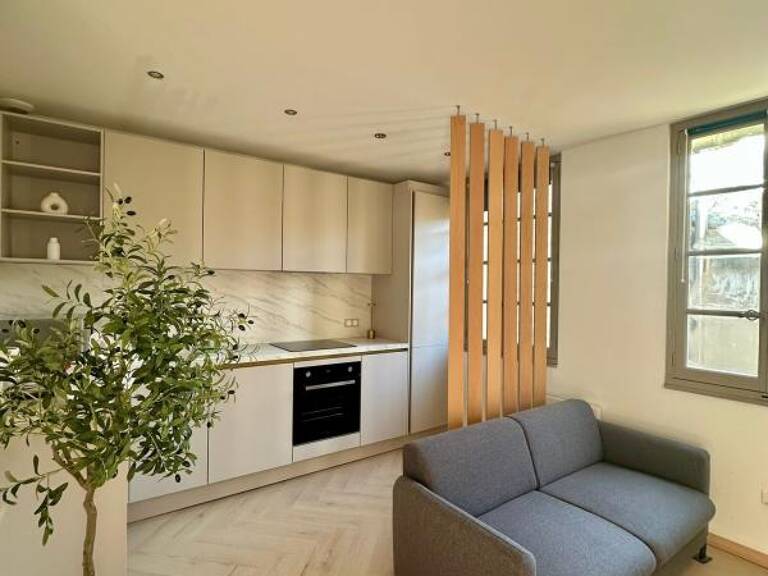 Appartement T3 de 55m² - Avignon Intra-Muros - À Louer — photo 1