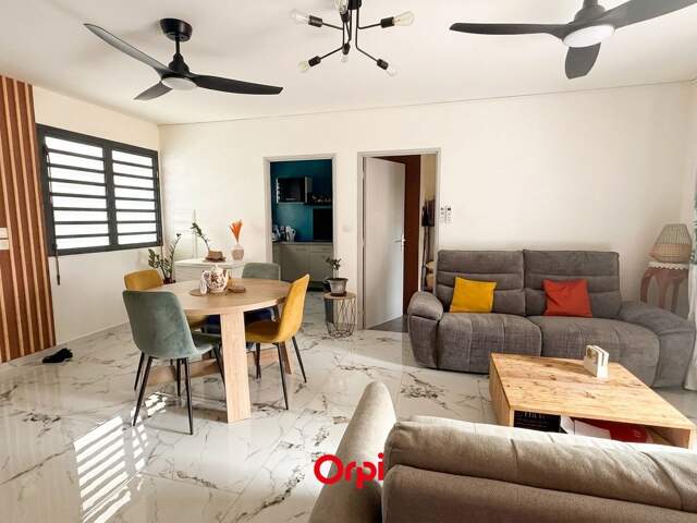 ORPI LA POSSESSION - APPARTEMENT T4 COEUR DE VILLE — photo du bien