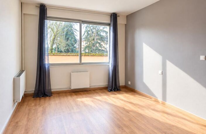 T2 lumineux de 45 m²avec balcon, garage et cellier — photo 3
