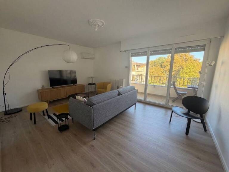 Appartement À Louer — photo 1