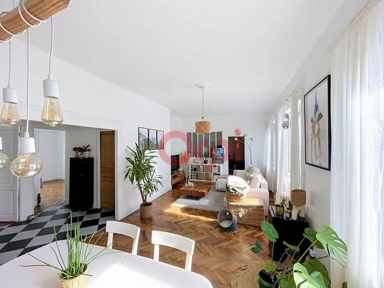 Appartement À Vendre — photo 1