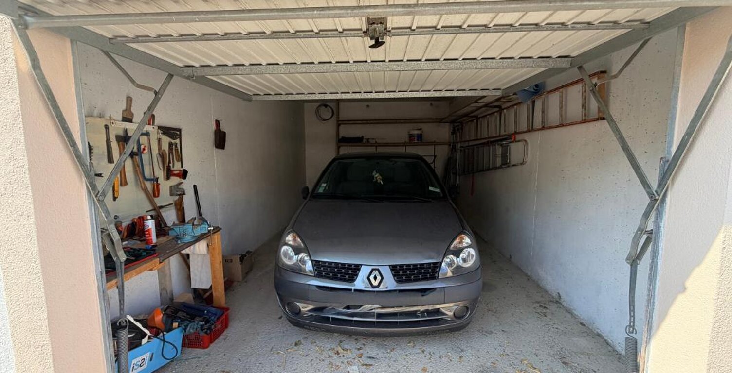 À Vendre Marseillan plage Garage en coeur de station ! — photo 1