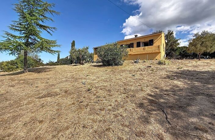 Villa T4 + T2 sur 1235 m² de terrain - Environnement exceptionnel ! — photo 2